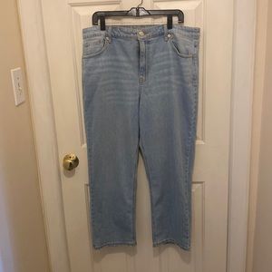 Women’s light wash jeans size 16.